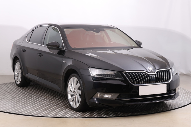 Škoda Superb 2015