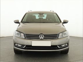 Volkswagen Passat - 2012