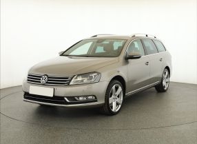 Volkswagen Passat - 2012