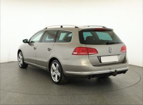 Volkswagen Passat - 2012
