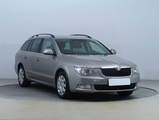 Škoda Superb 2013
