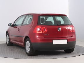 Volkswagen Golf - 2004