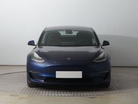 Tesla Model 3 - 2020