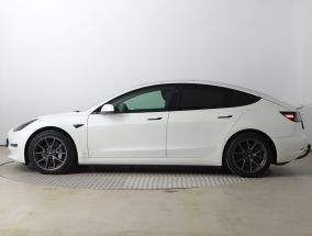 Tesla Model 3 - 2020