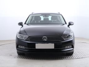 Volkswagen Passat - 2015