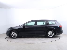 Volkswagen Passat - 2015