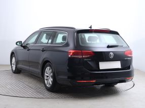 Volkswagen Passat - 2015