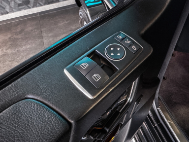 Mercedes-Benz G - 2013