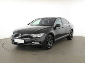Volkswagen Passat - 2020