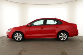 Volkswagen Jetta - 2012