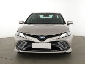 Toyota Camry - 2020