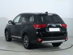 Mitsubishi Outlander - 2017