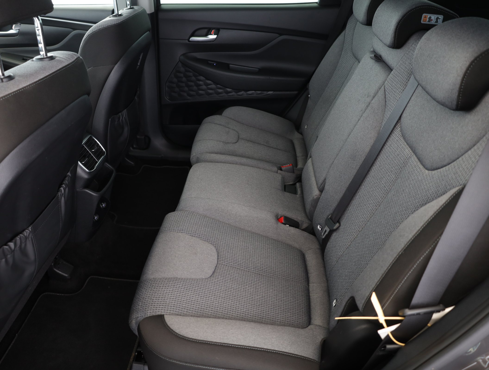 Hyundai Santa Fe - 2023