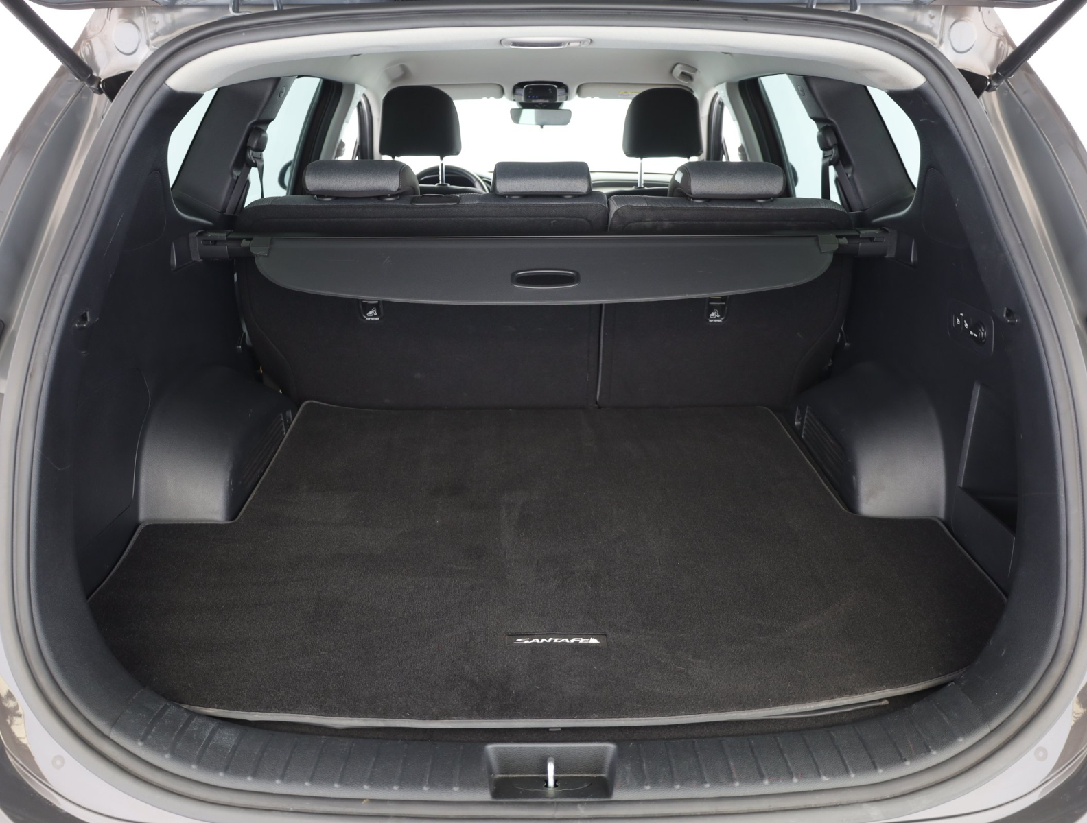 Hyundai Santa Fe - 2023