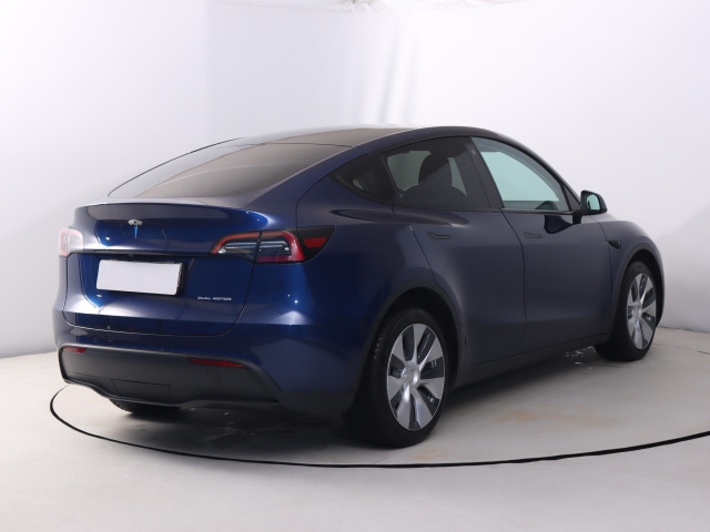 Tesla Model Y Long Range AWD 75kWh