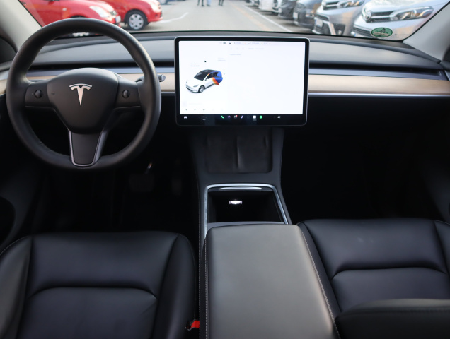 Tesla Model Y Long Range AWD 75kWh