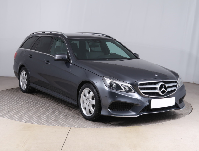 Mercedes-Benz E 2015