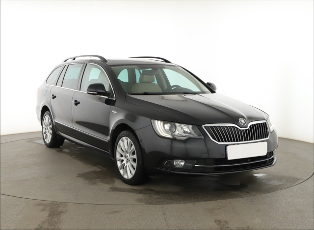Škoda Superb 2014