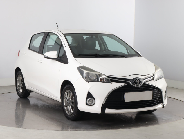 Toyota Yaris 2015
