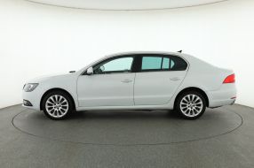 Škoda Superb - 2015