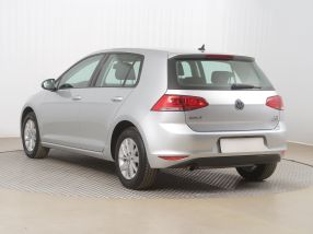 Volkswagen Golf - 2016