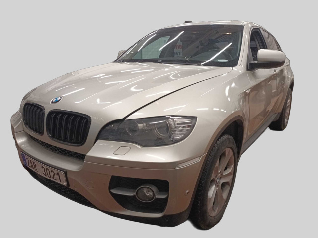 BMW X6 2011