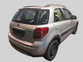 Suzuki SX4 - 2010