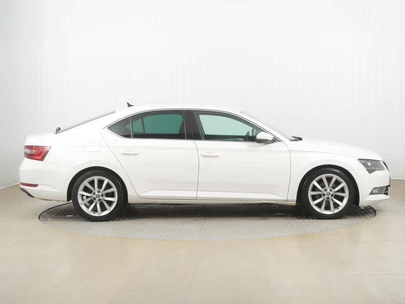 Škoda Superb, 2018