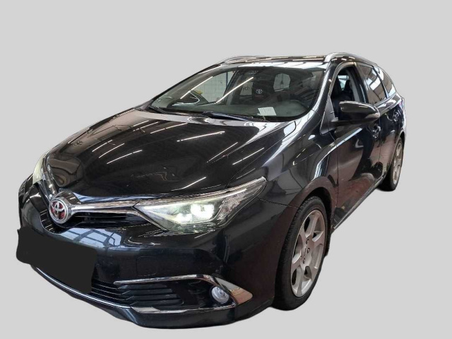 Toyota Auris 2015