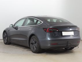Tesla Model 3 - 2020