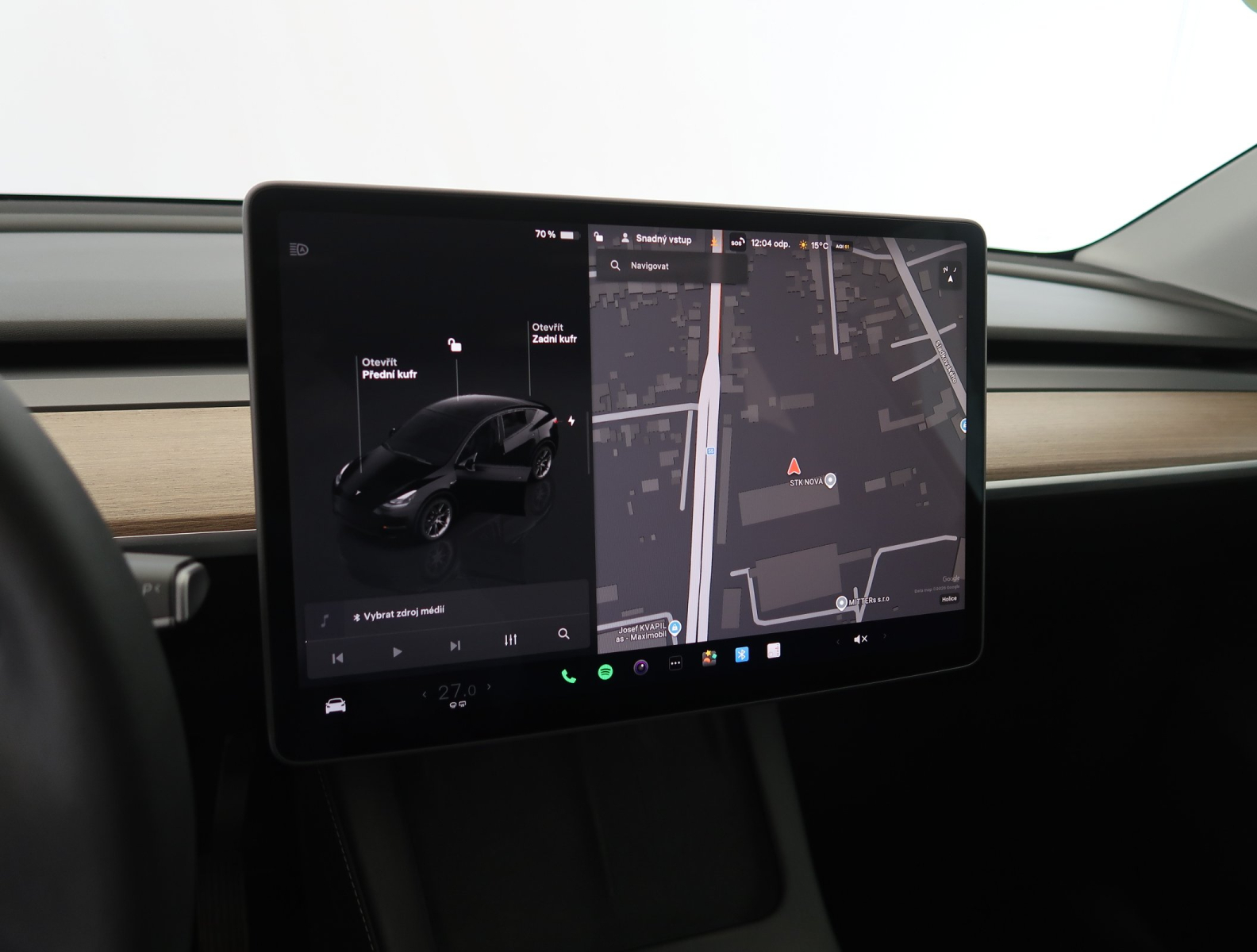 Tesla Model Y - 2024