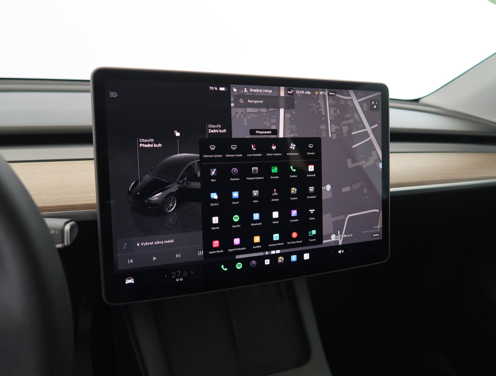 Tesla Model Y - 2024