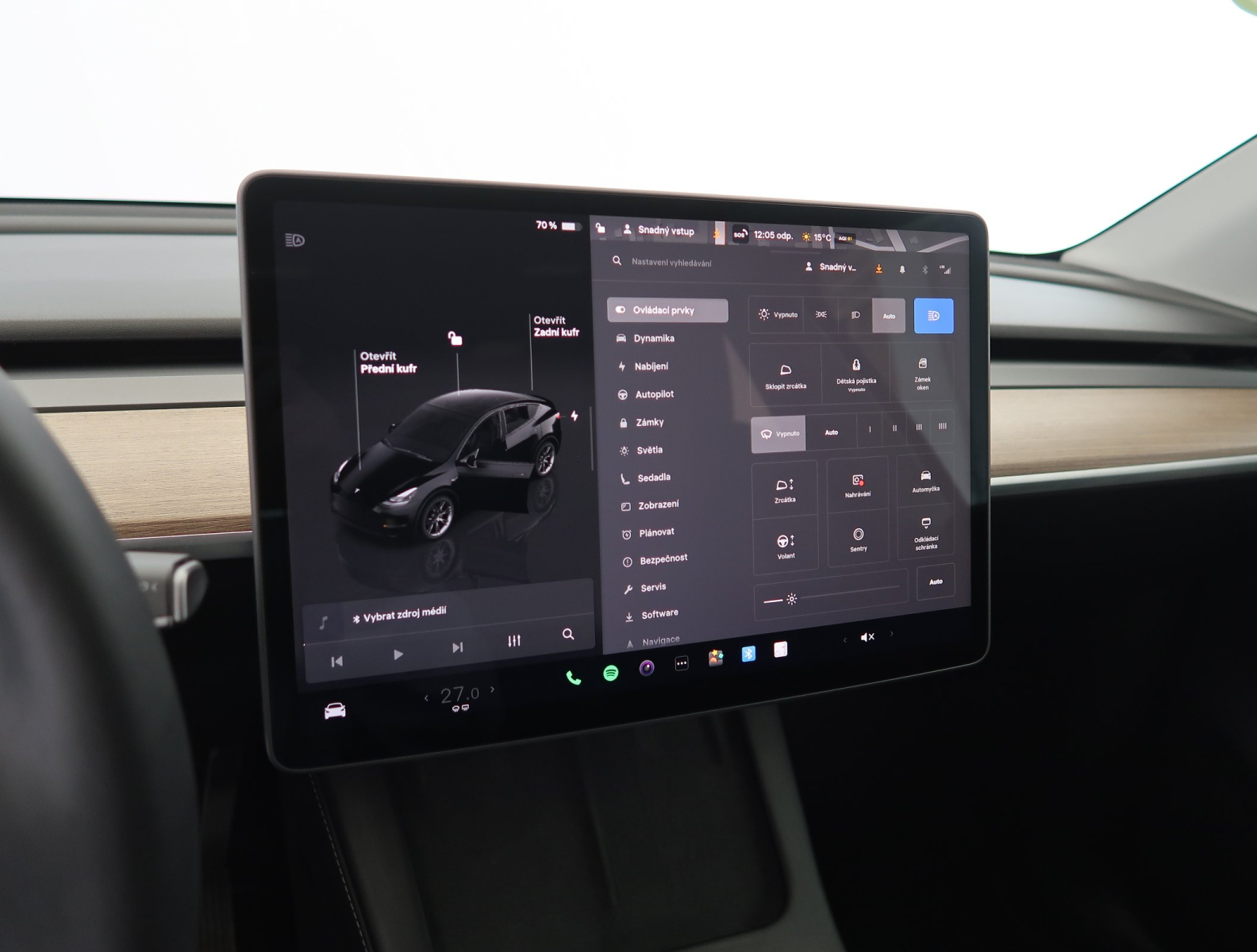 Tesla Model Y - 2024