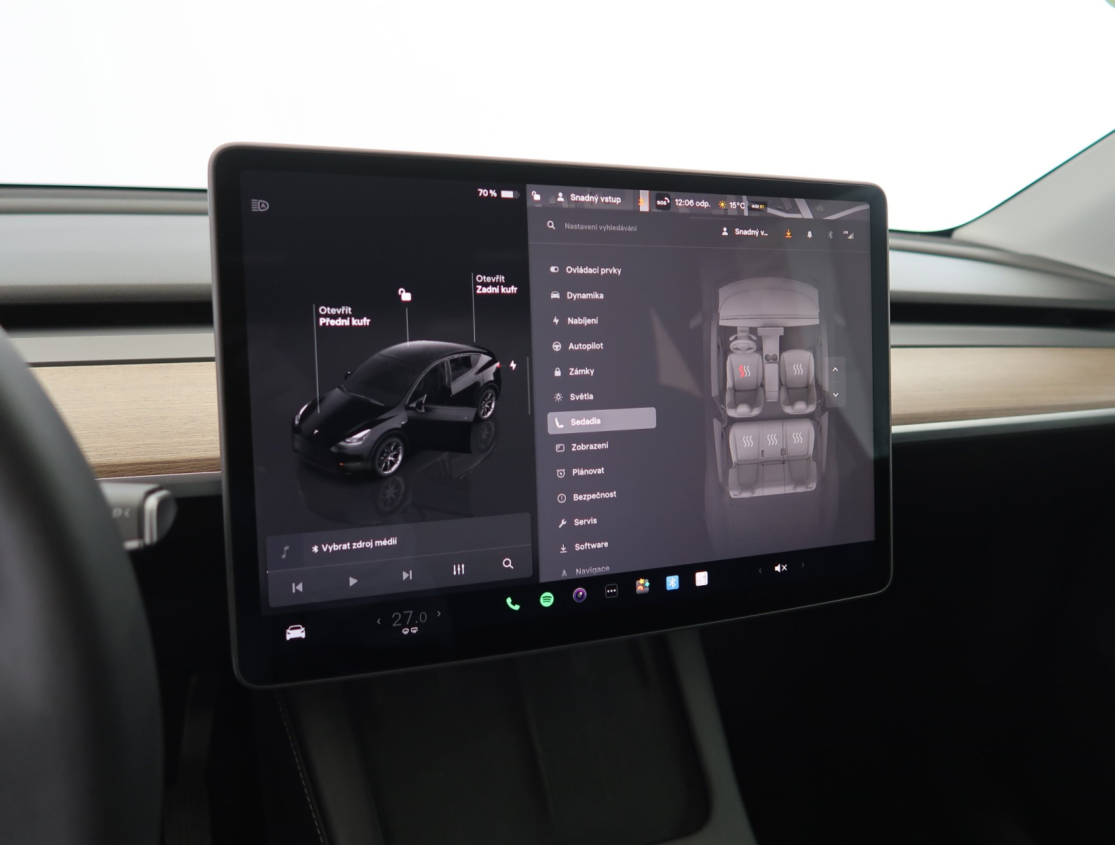 Tesla Model Y - 2024