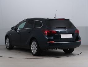 Opel Astra - 2014