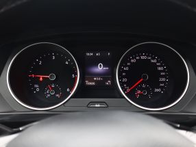 Volkswagen Tiguan - 2018