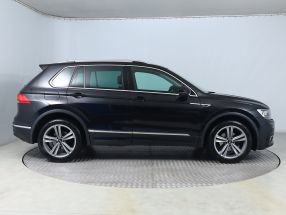 Volkswagen Tiguan - 2018