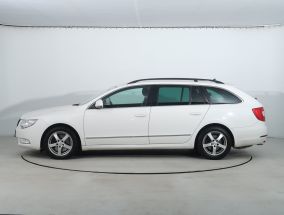 Skoda Superb - 2012