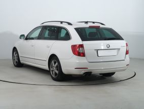 Skoda Superb - 2012