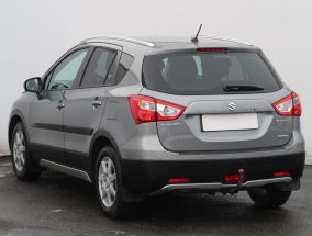 Suzuki SX4 S-Cross - 2015