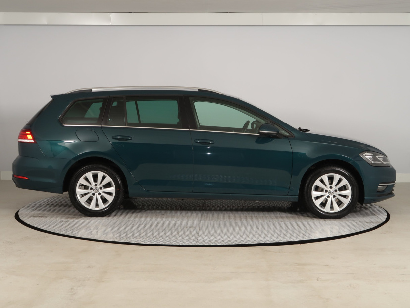 Volkswagen Golf, 2017