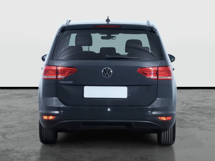 Volkswagen Touran, 2021