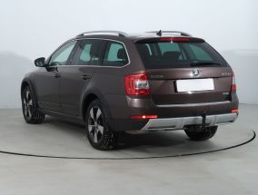Škoda Octavia Scout - 2015