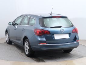 Opel Astra - 2016
