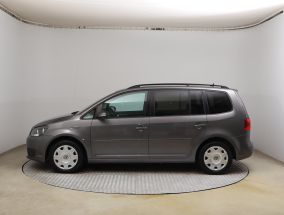 Volkswagen Touran - 2011