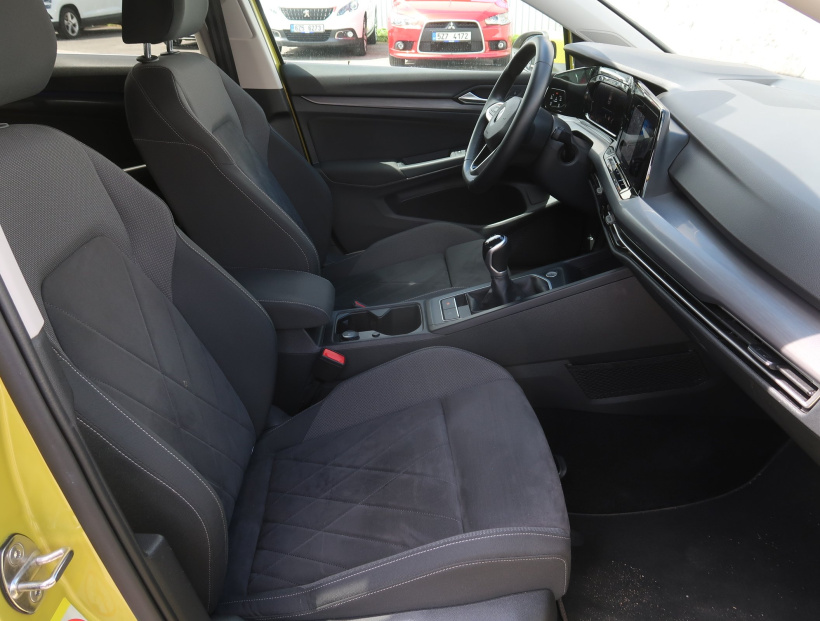 Volkswagen Golf, 2020
