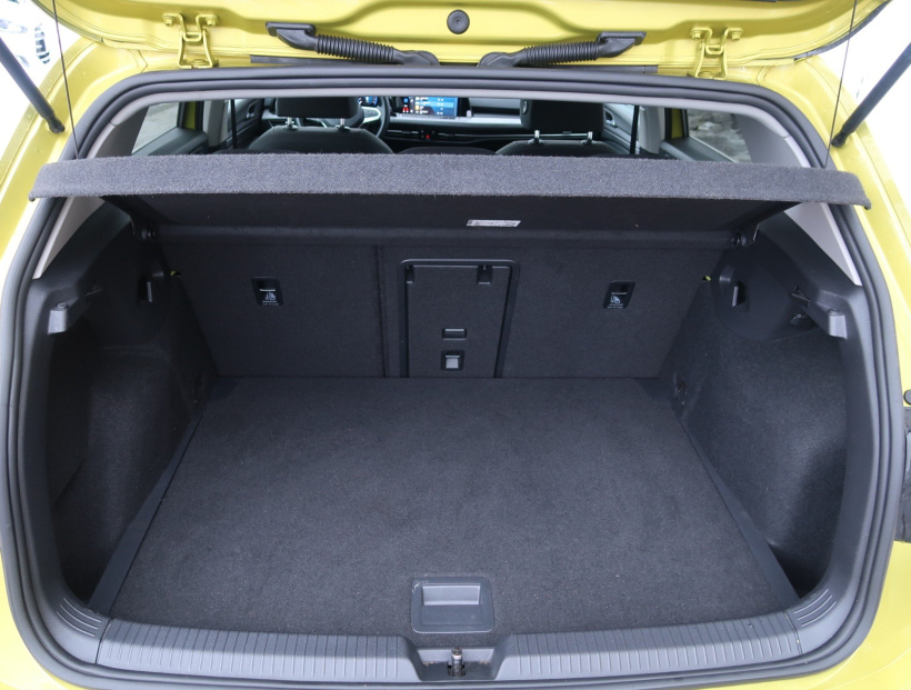 Volkswagen Golf, 2020