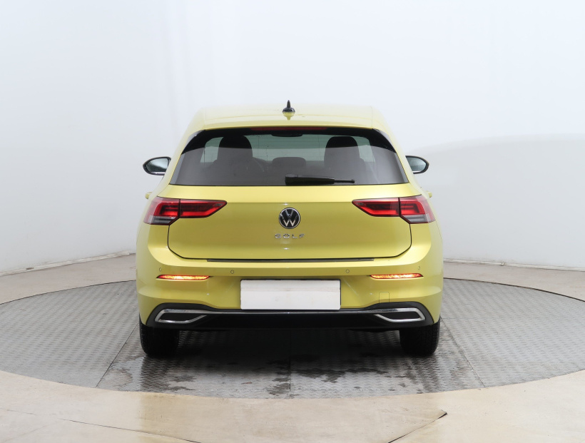 Volkswagen Golf, 2020