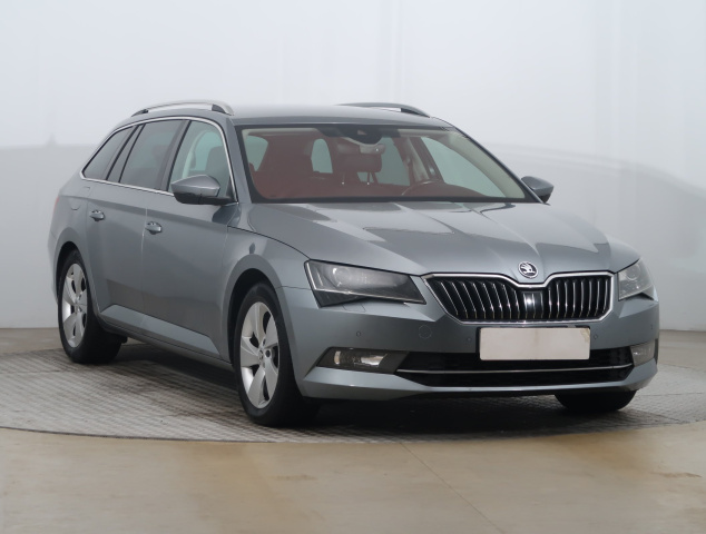 Škoda Superb 2016