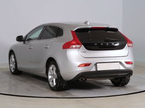 Volvo V40 - 2015